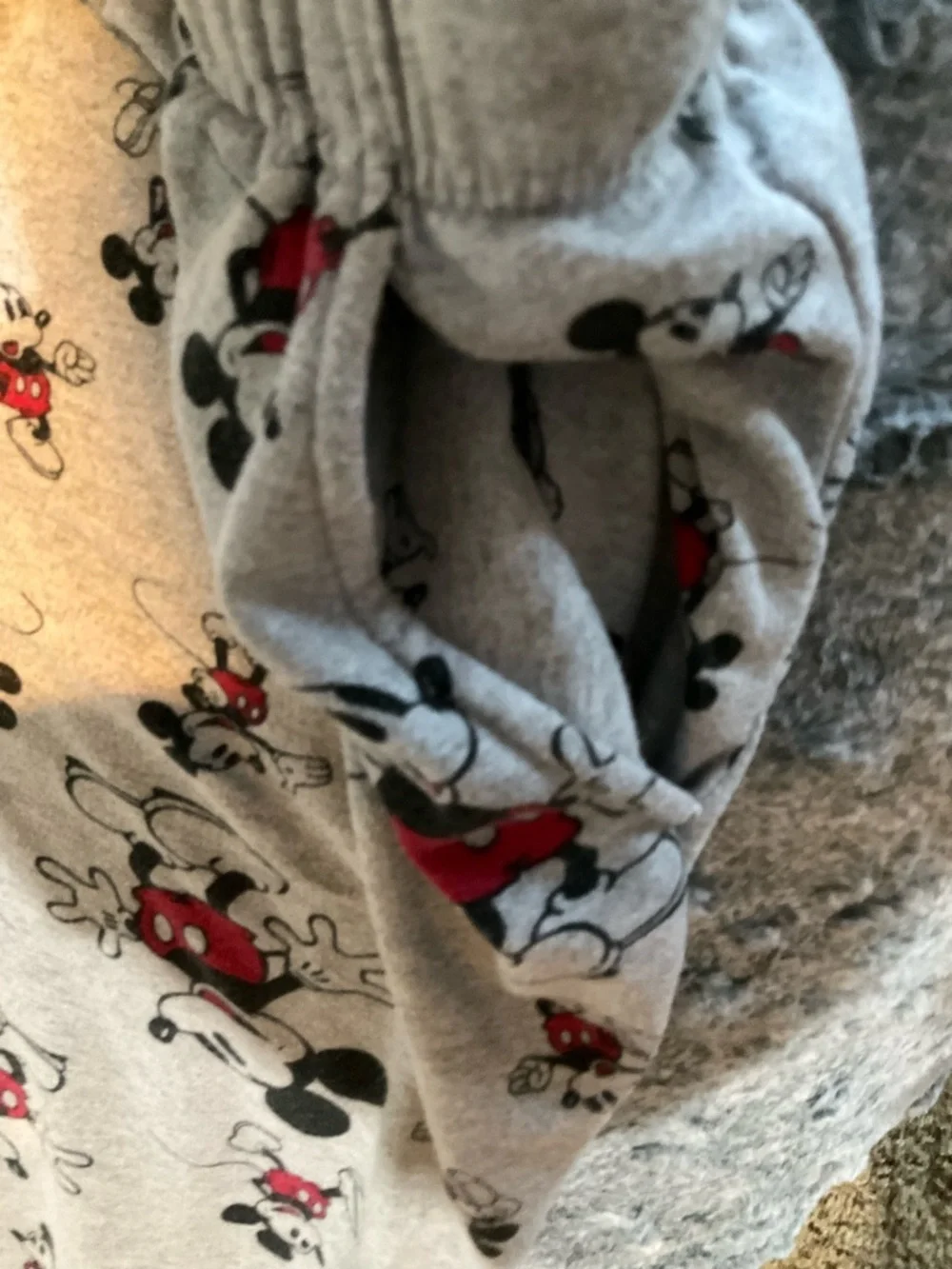 Disney Gray Mickey Mouse Print Pajama Set - Picture 7 of 9